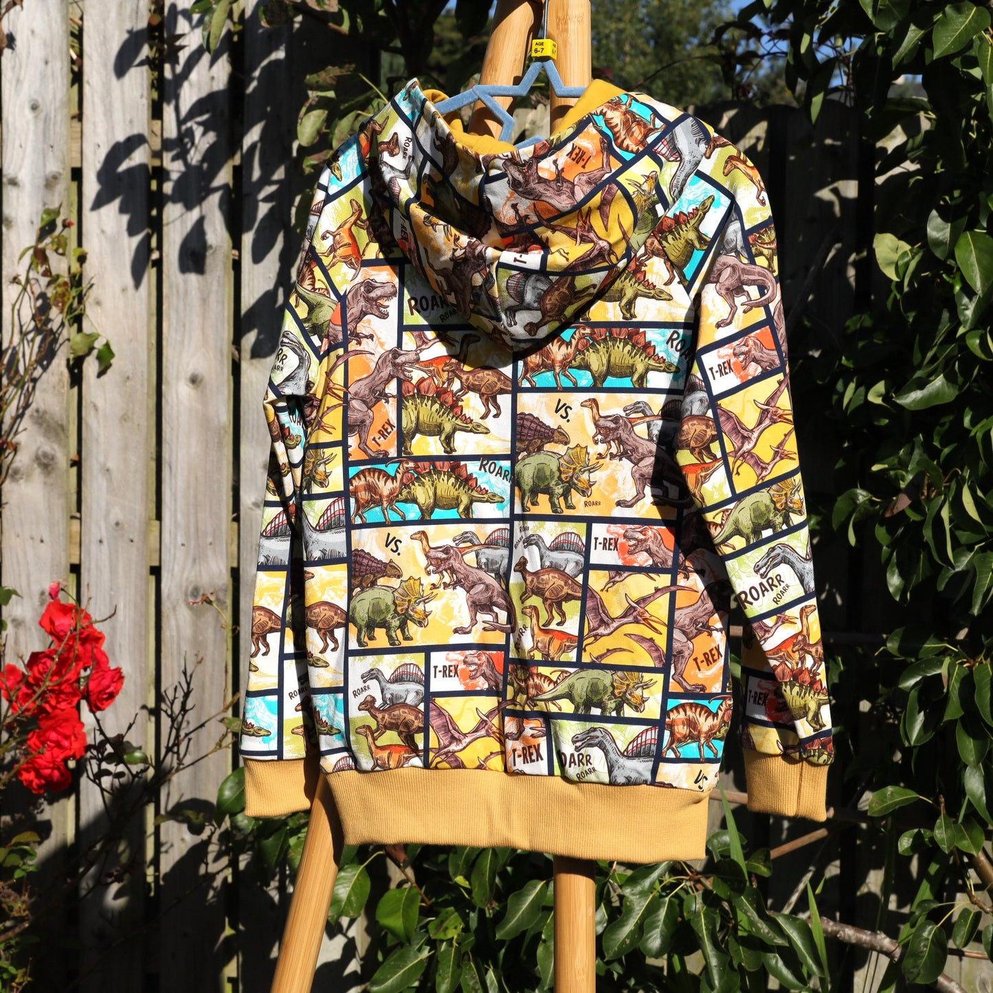 Kids Hoodie - side pockets